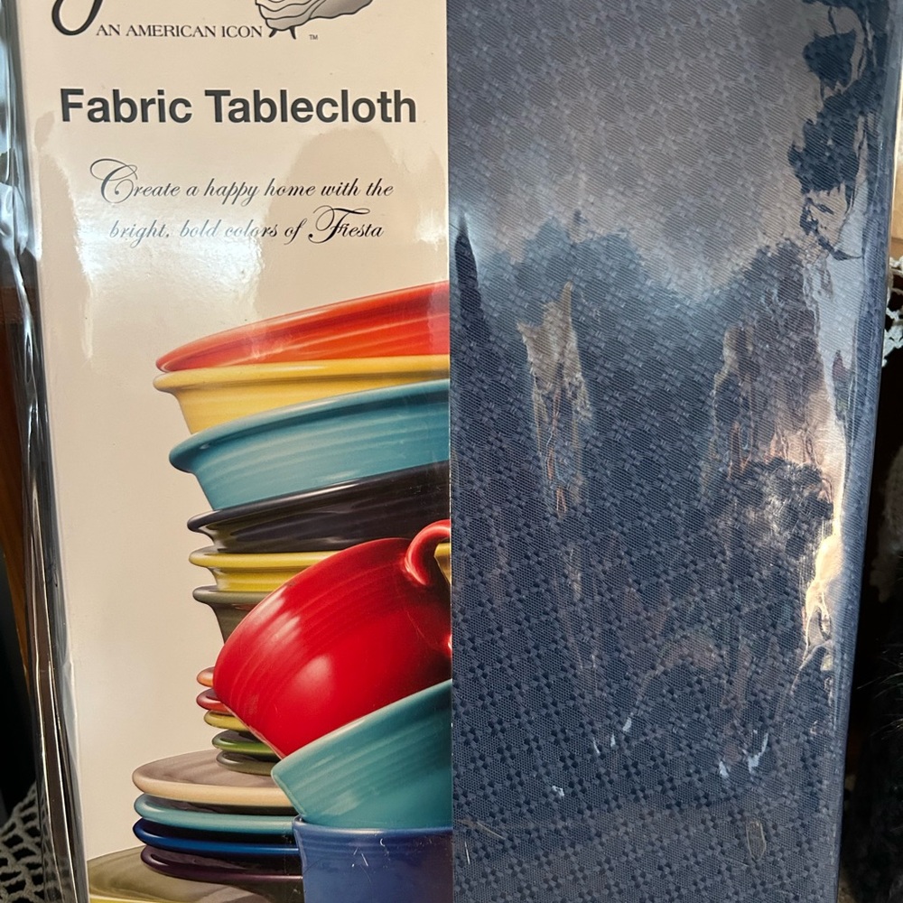 NEW!! FIESTA MICROFIBER FABRIC 70” ROUND TABLECLOTH MAYA/LAPIS BLUE